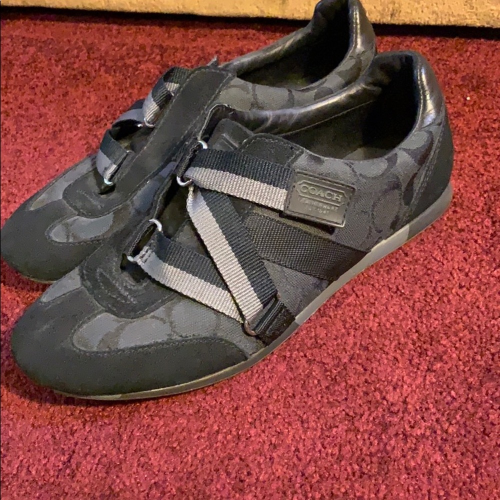 Shoes - Picture 3 of 5